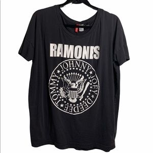 H&M 1234 Ramones oversized T-Shirt sz XS